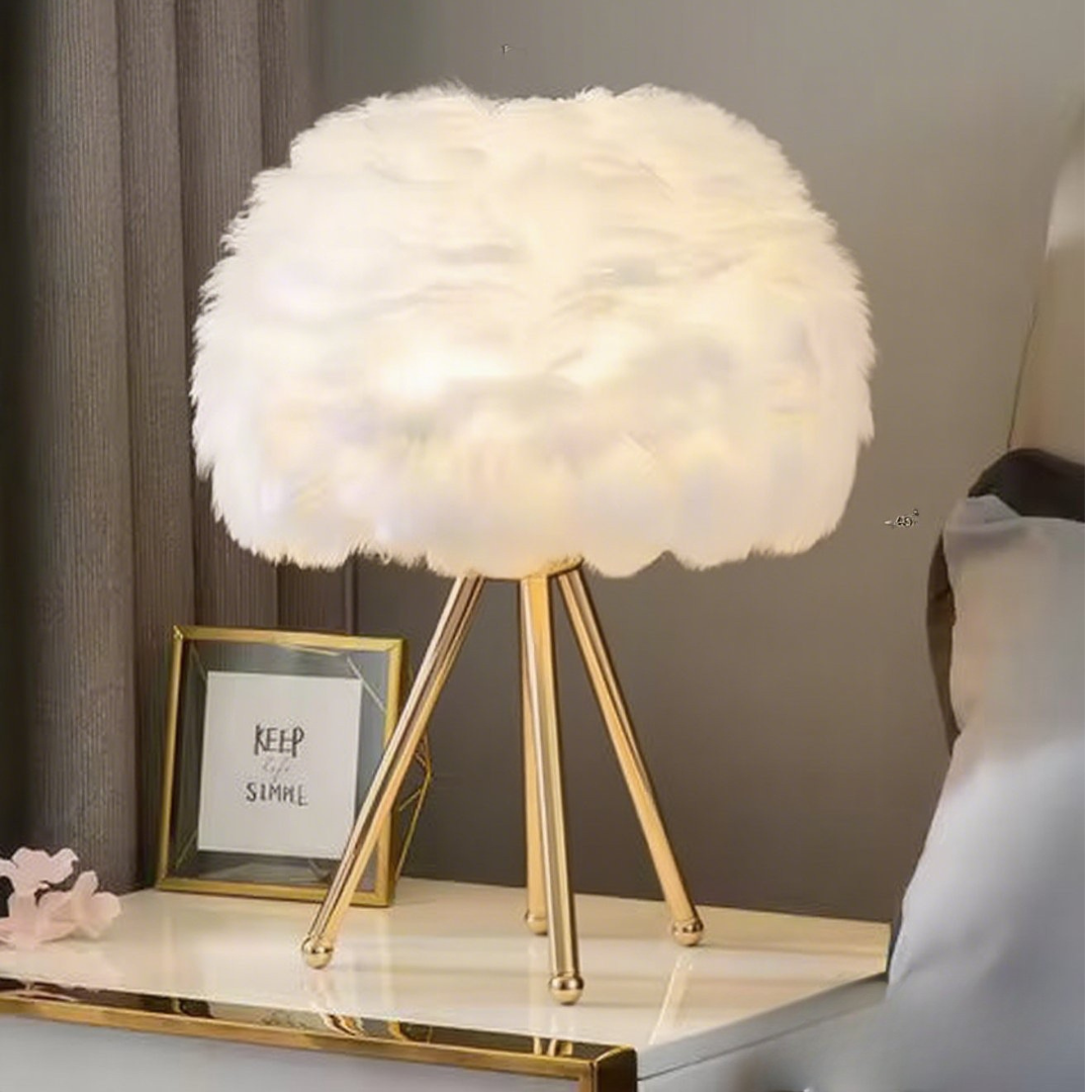 Luminária de Mesa com Penas Modernas LED