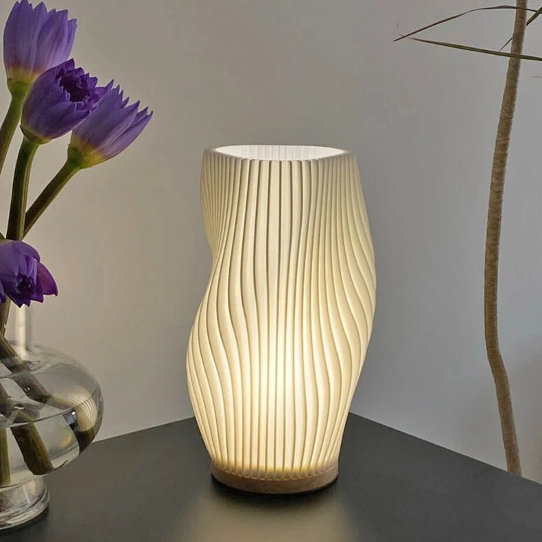 Estilo creme francês lâmpada de mesa 3d ins internet vermelho plissado quarto lâmpada cabeceira estudo café cartão assento atmosfera lâmpada