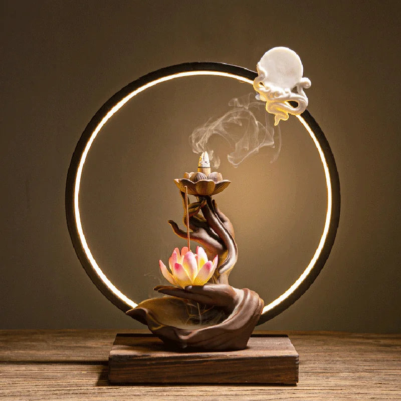 Suporte de queimador de incenso de refluxo LED de lótus de mão de Buda estilo chinês, difusor de fragrância de lótus artesanal puro para decoração de casa