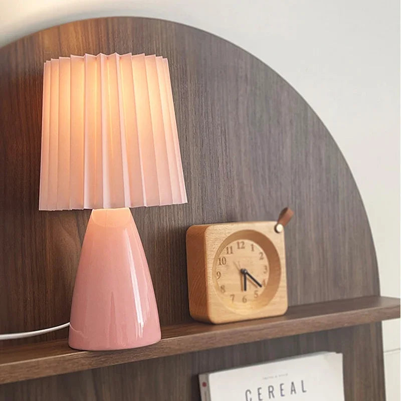 Milkshake-LED plissado abajur de cabeceira, cor quente, luz decorativa da noite, cerâmica iluminação interior, mesa sala, E27