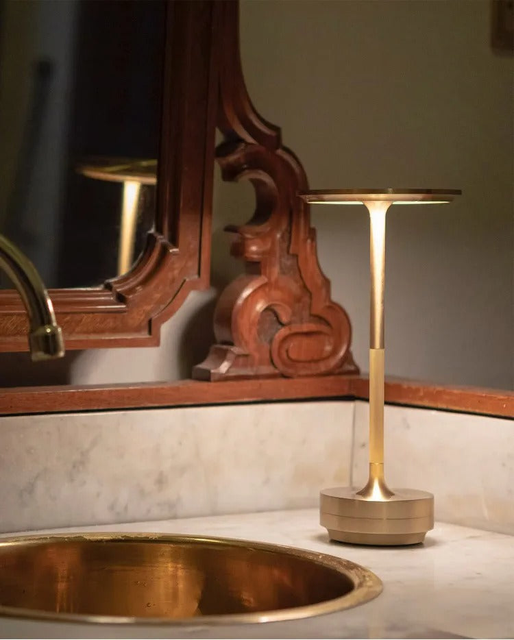 Luminária de Mesa LED com Carregamento USB e Toque Sensível