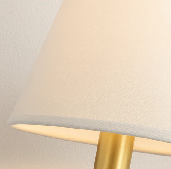 Luminária de Parede Elegância Clássica | Cobre Dourado