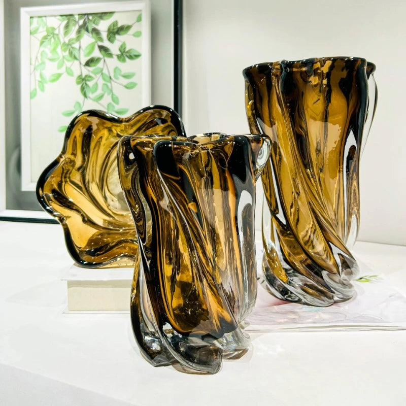 Café moderno vaso de vidro colorido, arranjo floral, decoração high-end, luxo, criativo, tábua espiral, luz, casa e escritório