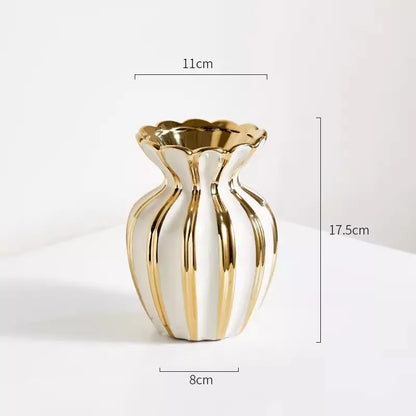 Vaso de cerâmica branco creme pintado em ouro retrô americano, sala de estar, mesa de centro, arranjo de flores, sensação sofisticada, água-bas