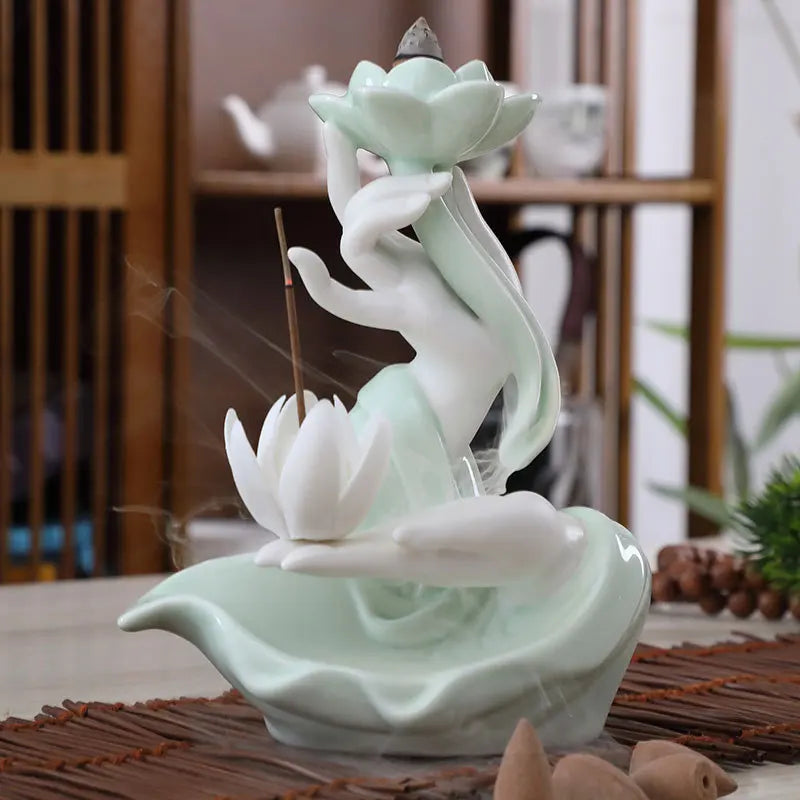 Suporte de queimador de incenso de refluxo LED de lótus de mão de Buda estilo chinês, difusor de fragrância de lótus artesanal puro para decoração de casa