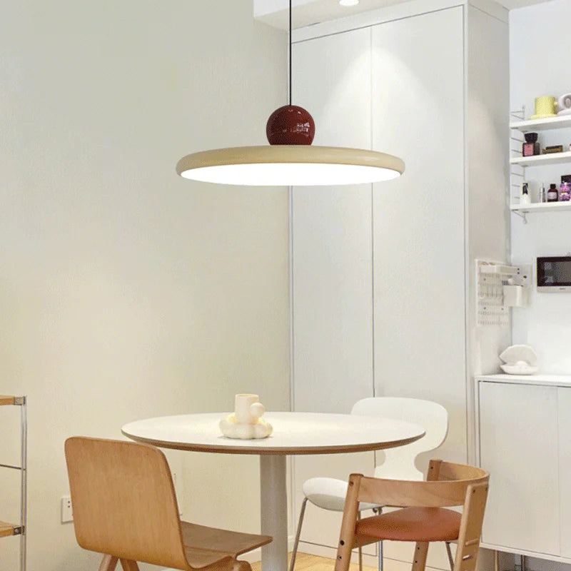 Bauhaus Flying Saucer Restaurante Lustre, Sala de jantar Decoração Criativa, Wall Decor, Mesa de bar simples, Lanterna, Lâmpada pingente