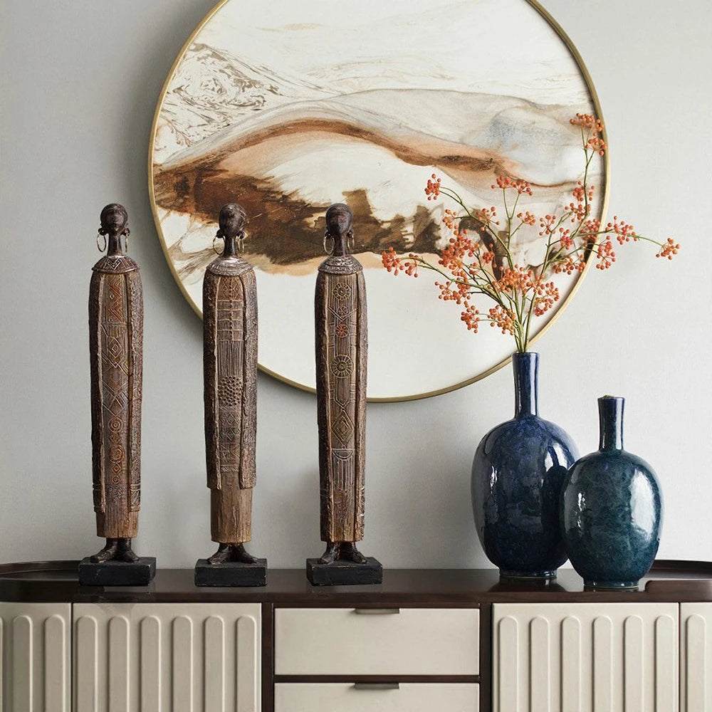 Estátua de mulher tribal africana feita à mão - escultura de arte em resina com contas tradicionais, decoração cultural de casa, estatueta colecionável