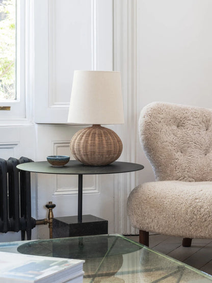 Japonês rattan lâmpada de mesa tecido abajur luzes led para sala estar decoração sofá quarto cabeceira noite suporte luminárias