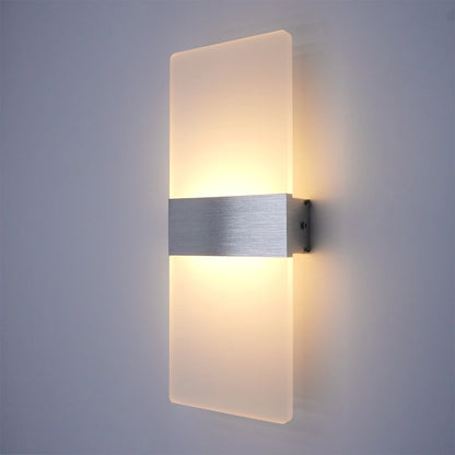 Lâmpada de parede minimalista moderna, luz de parede LED interna, fio rígido acrílico de alumínio, arandelas de escada de corredor de sala de estar de quarto