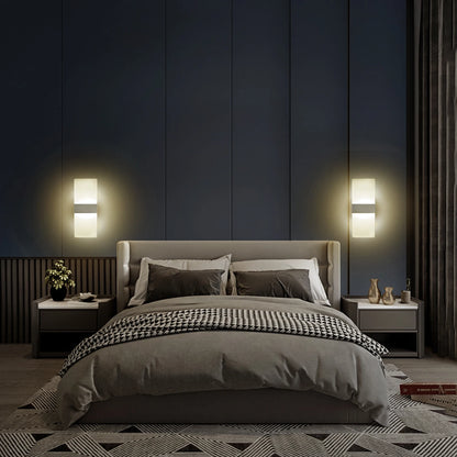 Lâmpada de parede minimalista moderna, luz de parede LED interna, fio rígido acrílico de alumínio, arandelas de escada de corredor de sala de estar de quarto