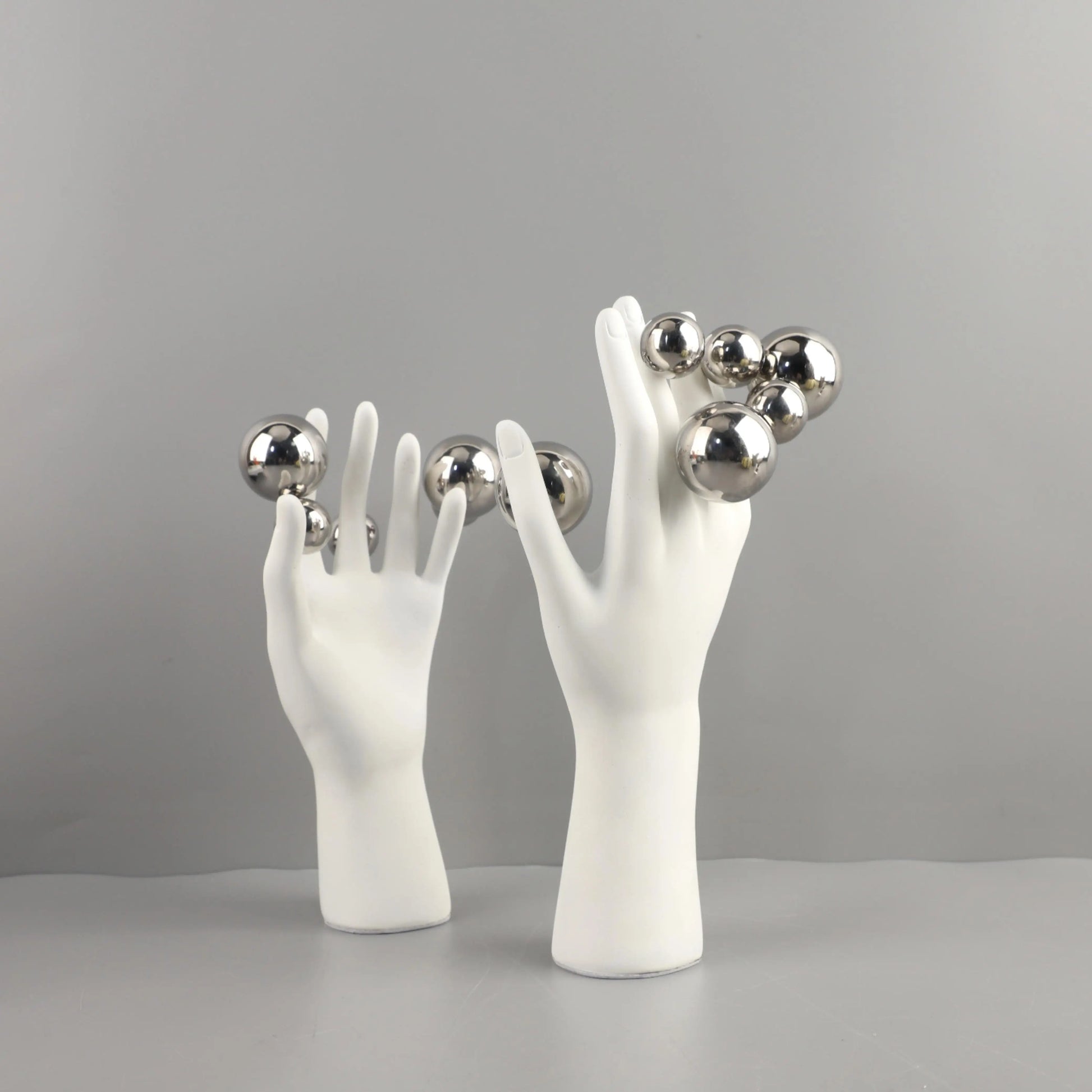 Figuras abstratas criativas escultura sala estética decoração bola dourada personagem decorativo mão palma artesanato decoração de mesa