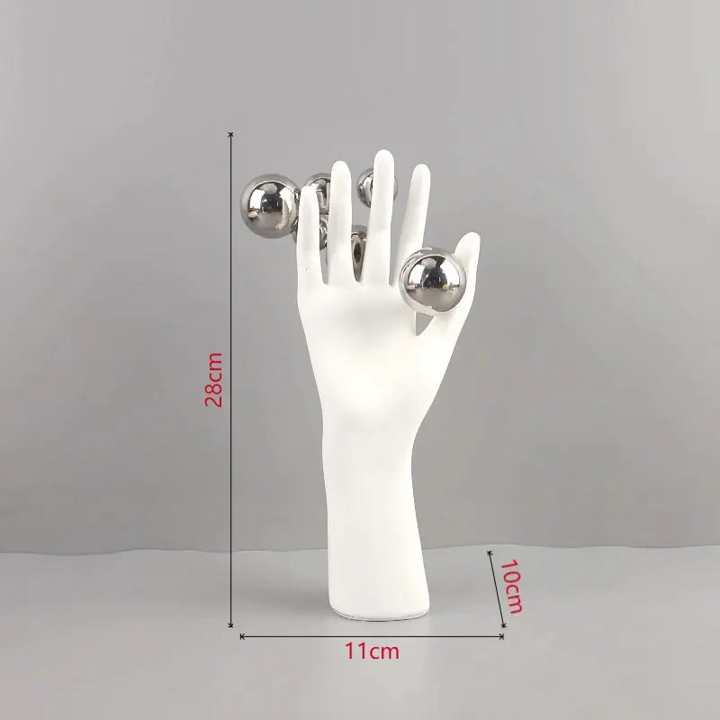 Escultura Decorativa Mãos com Esferas | Resina Dourada e Prata