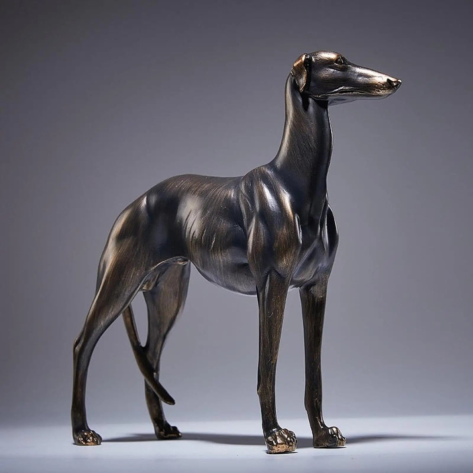 Estátua de cachorro galgo, ornamento de mesa, estatueta de animal de resina colecionável para entusiastas de animais de estimação, sala de estar, natal, quarto, hotel